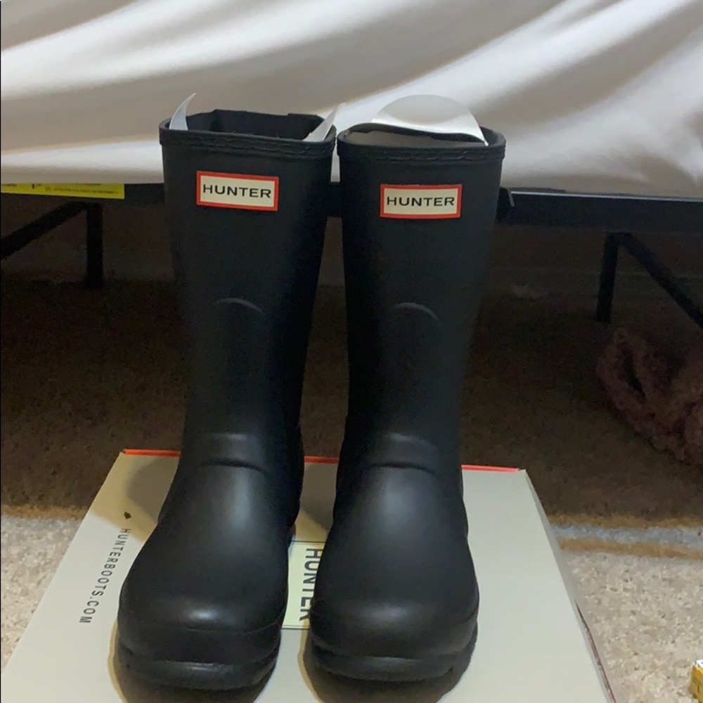 Size 6 Short Original Black Boot